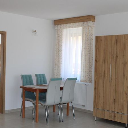 Mara Apartman Buek Exterior photo
